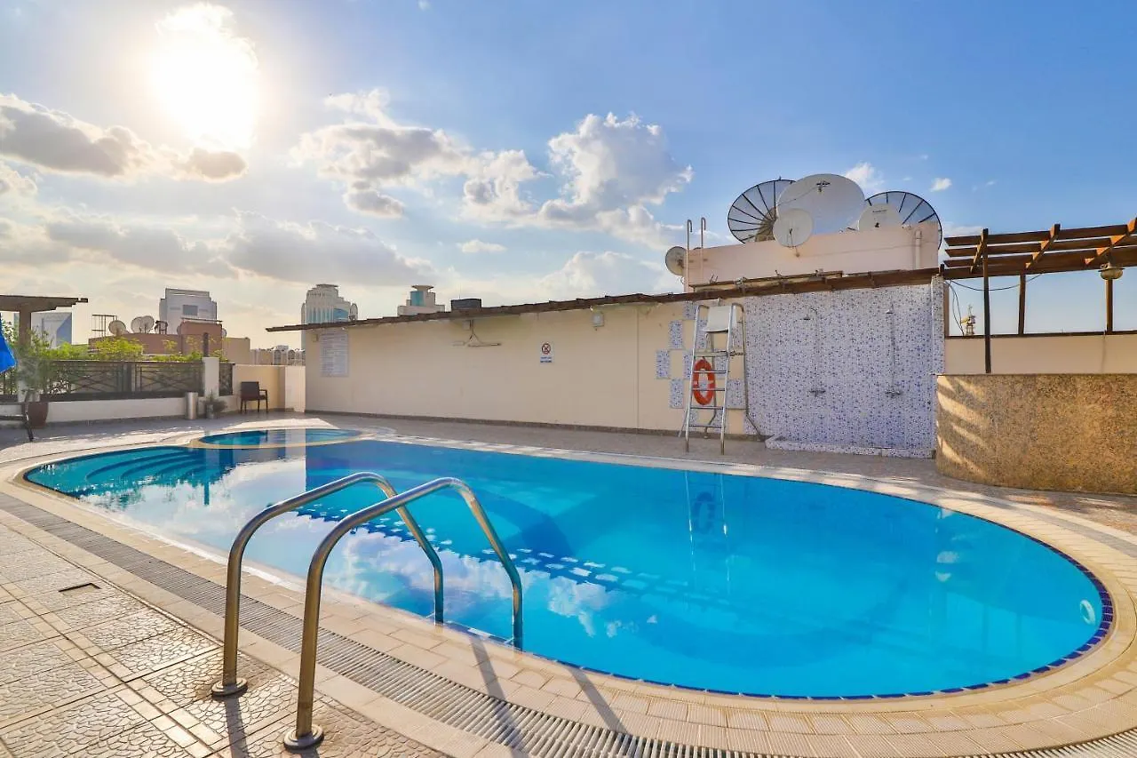 Landmark Summit Hotel Dubai 4*,