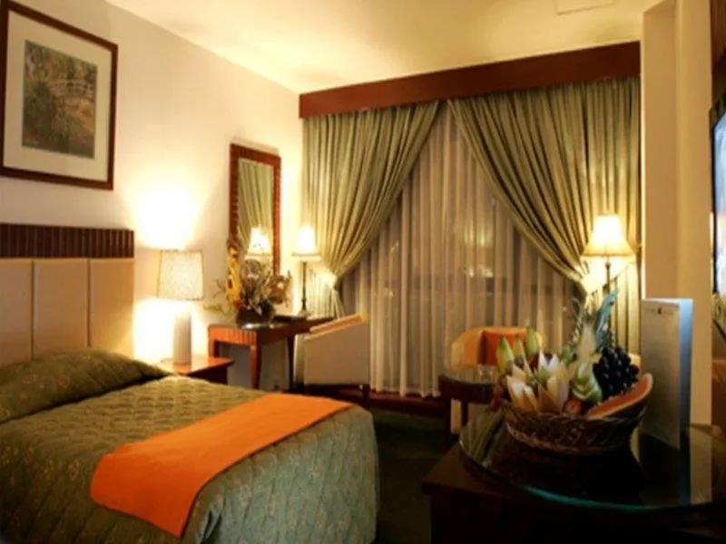Landmark Summit Hotel Dubai